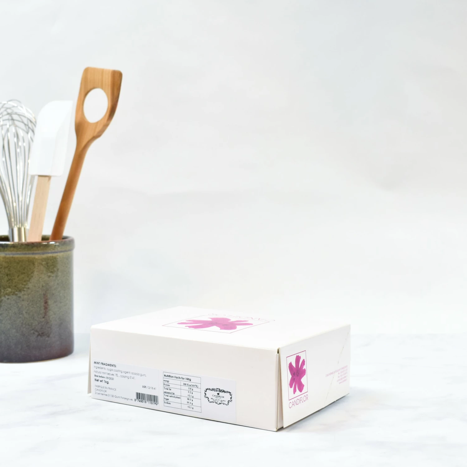 Candiflor Crystallised Mint Leaf Pieces 1kg 4 Candiflor Crystallised Mint Leaf Pieces 1kg