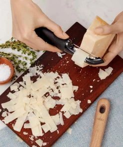 Oxo Good Grips Swivel Peeler Cookware